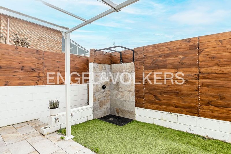 Foto 5cc6454d-5030-4dcd-8681-6f75f00cf23a. Casa amb calefacció aparcament a Begues