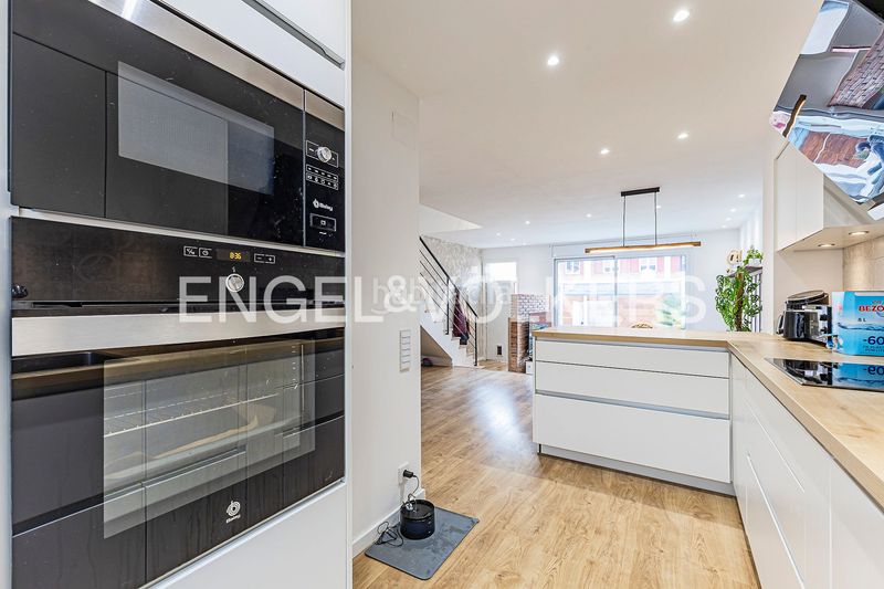 Foto 7c4cbfa2-a92a-455a-b56c-ea0e3534070f. Casa amb calefacció aparcament a Begues