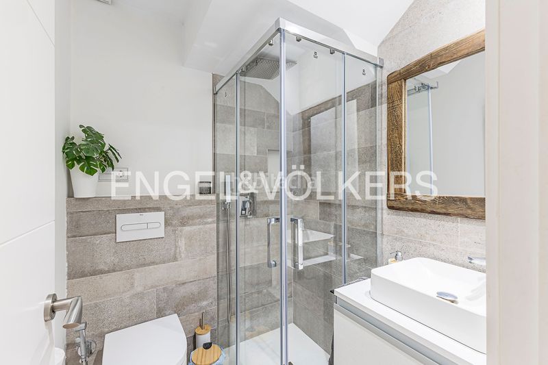 Foto 9bbe2703-5f78-4bae-a1b2-003bdbeb7b44. Casa amb calefacció aparcament a Begues