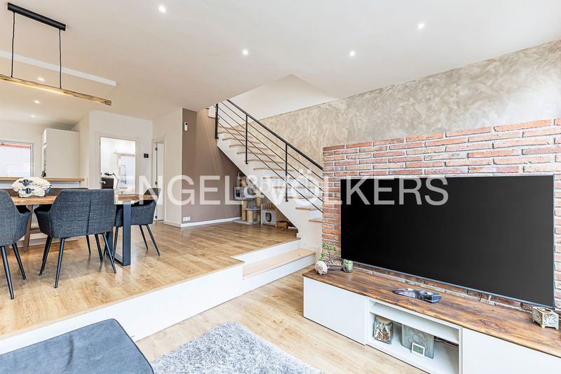 Foto ecd6bccb-c7ad-4c4d-bd05-f451ece703e8. Casa amb calefacció aparcament a Begues