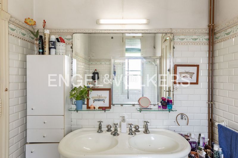 Foto 69687924-6d40-4f2b-bce8-56a030b4f047. Casa adossada amb calefacció piscina a Sant Celoni