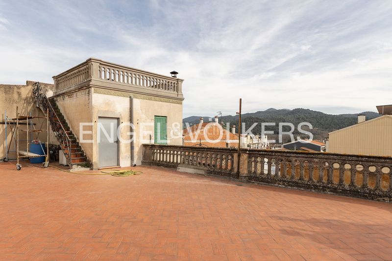 Foto db435da8-4e13-403a-8b7c-5fe0a3140560. Casa adossada amb calefacció piscina a Sant Celoni