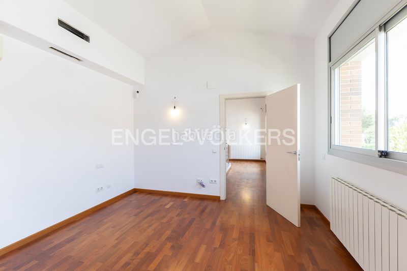 Foto 4c2cad6f-1261-4f25-b7a2-052c2a37b7e9. Casa amb calefacció aparcament a Bellamar Castelldefels