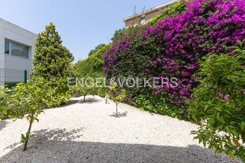 Foto b08da861-9c77-4f7f-8257-33a4fe23fc9e. Casa amb calefacció aparcament a Bellamar Castelldefels