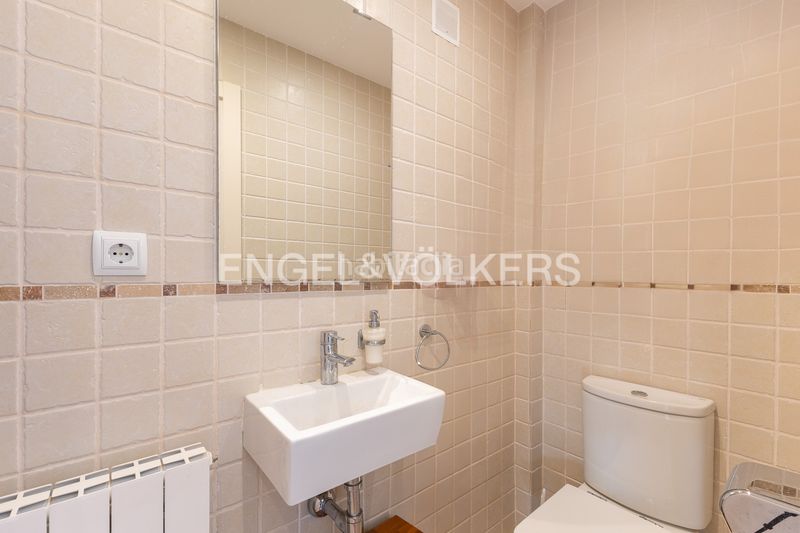 Foto bda8c980-a64c-4ace-b77e-7513d90f6635. Casa amb calefacció aparcament a Bellamar Castelldefels