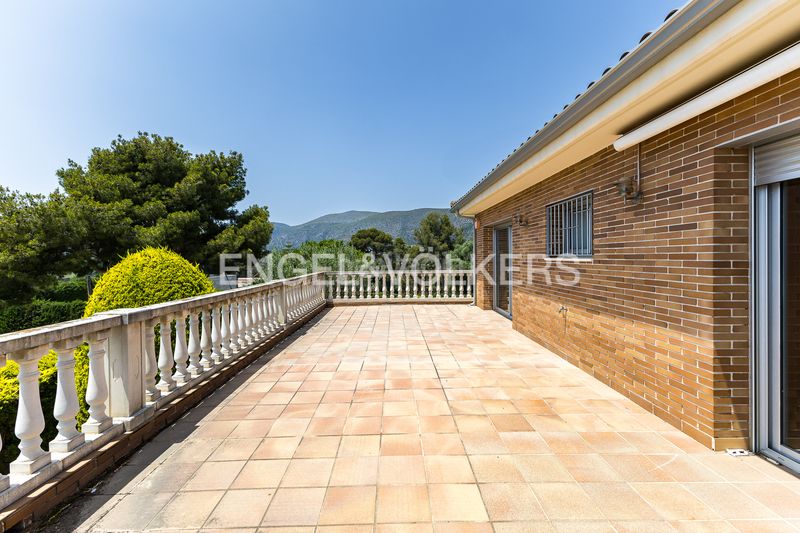 Foto d5214b86-5cb2-4175-9eeb-456cdd13e8da. Casa amb calefacció aparcament a Bellamar Castelldefels