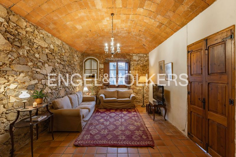 Foto 8ade3677-6301-4ba8-a077-3b8aba4f5993. Casa amb calefacció piscina a Mas Mora-Sant Daniel Tordera