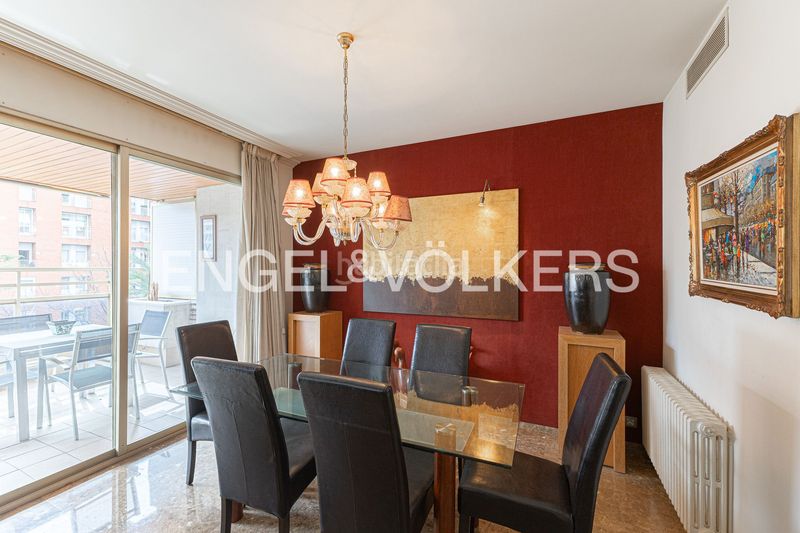 Foto 069168e9-f11f-4037-8a58-347bf17c535b. Pis amb calefacció aparcament piscina a Pedralbes Barcelona