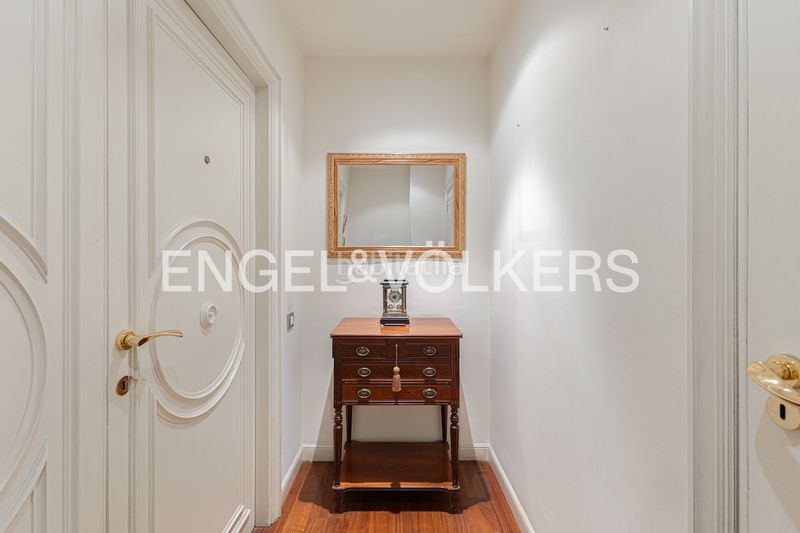 Foto 181c5c59-7b61-4cb9-a800-c6afbeec7e98. Pis amb calefacció aparcament piscina a Pedralbes Barcelona