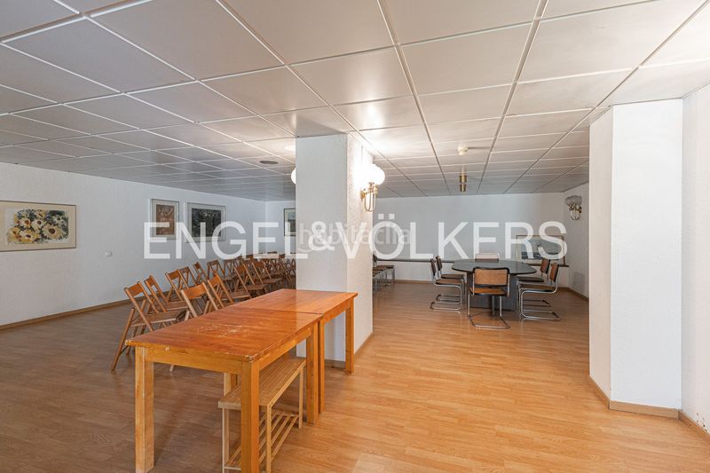 Foto 4056b2b1-2718-4b3f-8020-9e953f2d699f. Pis amb calefacció aparcament piscina a Pedralbes Barcelona