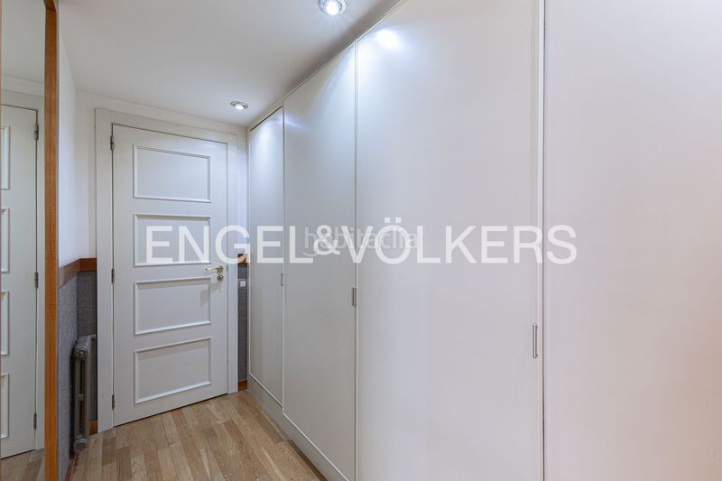 Foto 5ec680b5-2202-46c9-9c8b-14ee69b421d1. Pis amb calefacció aparcament piscina a Pedralbes Barcelona