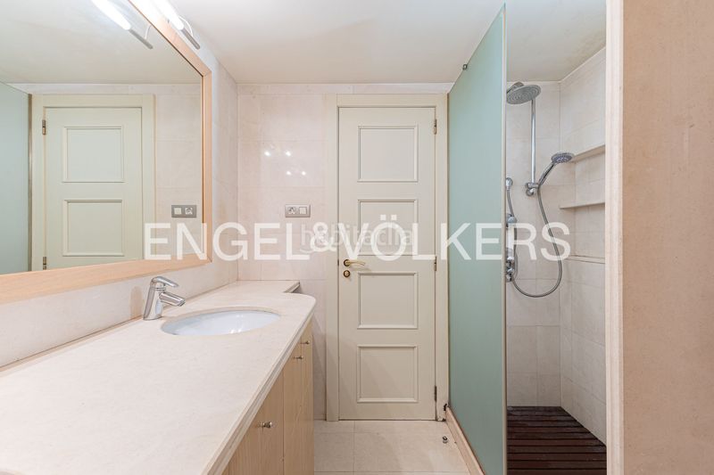 Foto 70253869-ae14-408e-acc0-ae79d2969885. Pis amb calefacció aparcament piscina a Pedralbes Barcelona