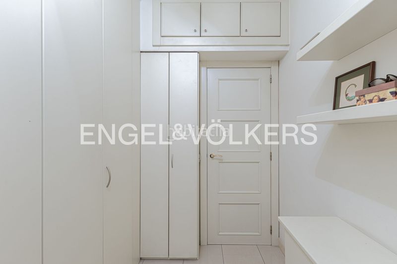 Foto 92421b76-801e-4de1-a859-8fc252581e61. Pis amb calefacció aparcament piscina a Pedralbes Barcelona