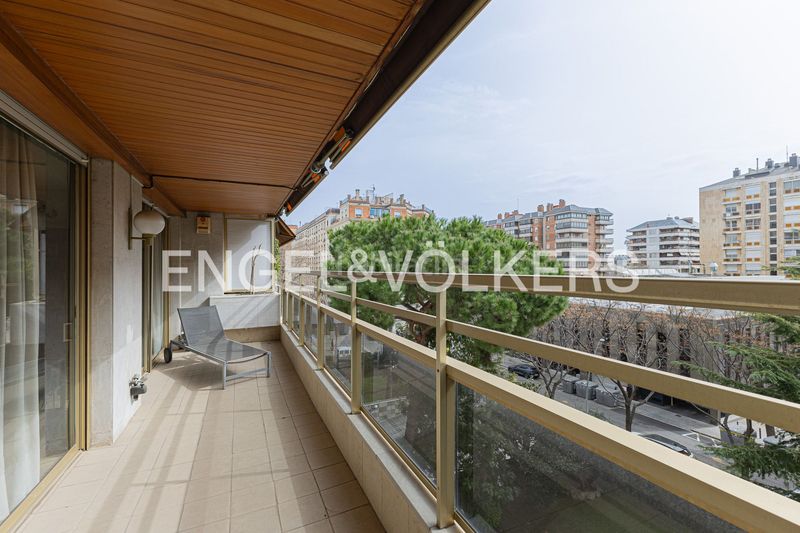 Foto ac3ca572-7ffd-43b1-b2eb-b574aaa20af2. Pis amb calefacció aparcament piscina a Pedralbes Barcelona