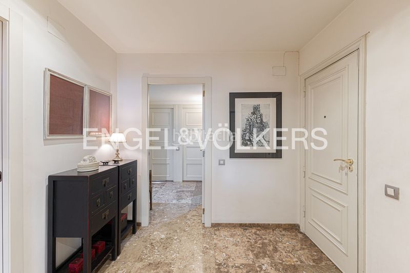 Foto be529393-3b46-4f53-b548-3aea8bd2e559. Pis amb calefacció aparcament piscina a Pedralbes Barcelona