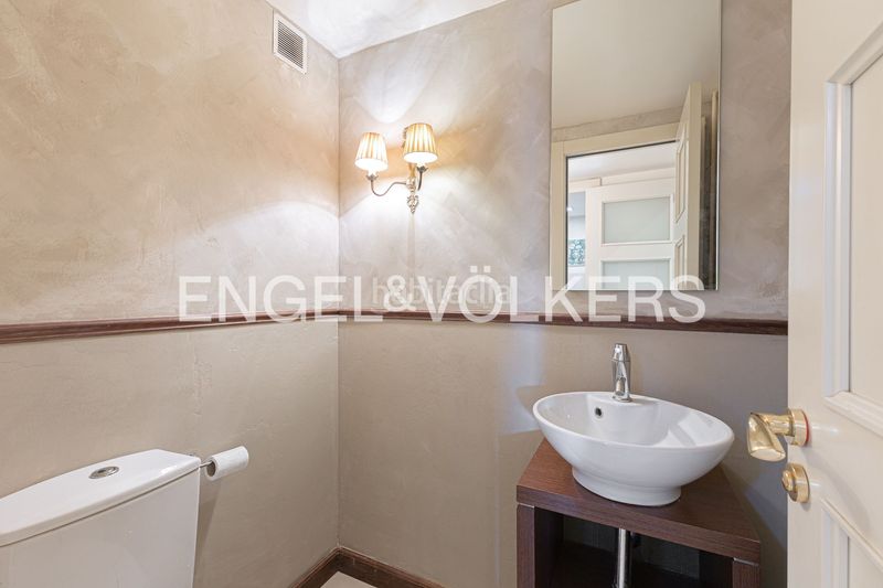 Foto cc0125cd-534f-44b5-aa34-19bcca75d0b1. Pis amb calefacció aparcament piscina a Pedralbes Barcelona