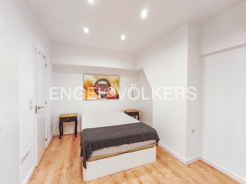 Foto 143baea7-50c8-4fc7-80e2-39a19bb7105f. Pis amb calefacció a Putget - Farró Barcelona