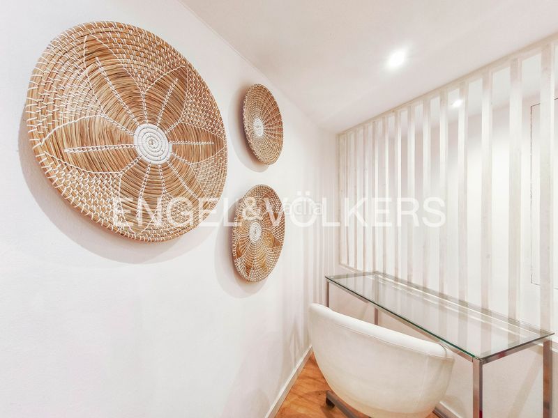 Foto 2252bb63-86db-43fc-a983-18e90791807e. Pis amb calefacció a Putget - Farró Barcelona