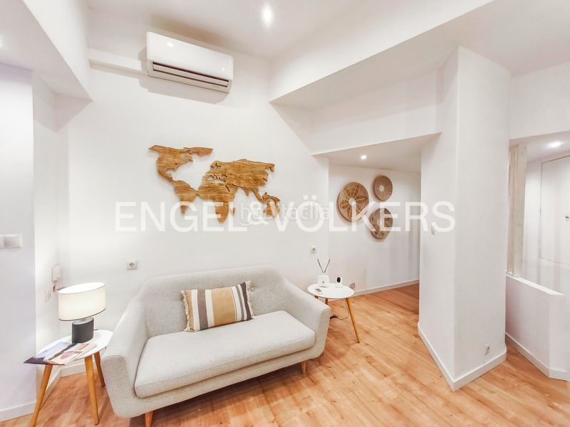 Foto 4228bfe6-6342-4588-88d4-c352cee8a2e4. Pis amb calefacció a Putget - Farró Barcelona