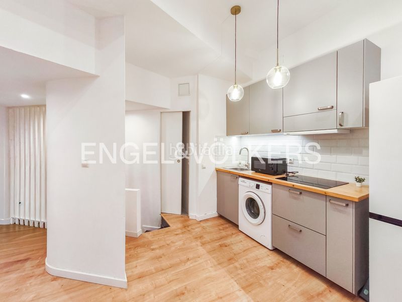 Foto 50aa34d6-a1ea-426d-8161-51557f8d7a26. Pis amb calefacció a Putget - Farró Barcelona