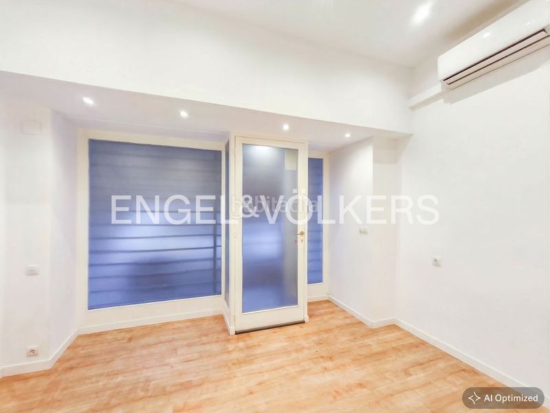 Foto 52526704-0144-4db7-b29a-ee1f695d5159. Pis amb calefacció a Putget - Farró Barcelona