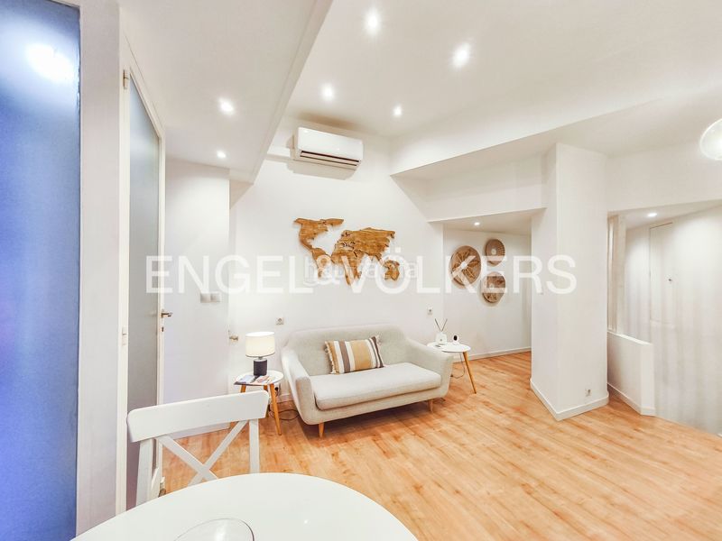 Foto d01ec395-3fa4-4018-a3a6-768fec42dd9d. Pis amb calefacció a Putget - Farró Barcelona