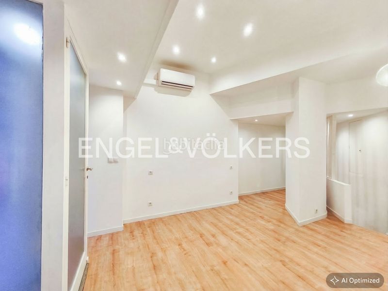 Foto ec9e9825-5138-4030-ba55-a0a4d9938b0b. Pis amb calefacció a Putget - Farró Barcelona