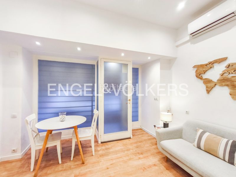 Foto f27797ce-c87b-47ad-91cd-17bb495b7b3b. Pis amb calefacció a Putget - Farró Barcelona