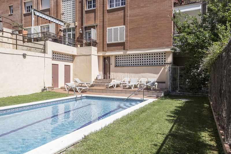 Foto 09b89887-c53b-42e6-9f5f-a0ed502ef3bc. Pis amb calefacció aparcament piscina a La Font d´en Fargues Barcelona
