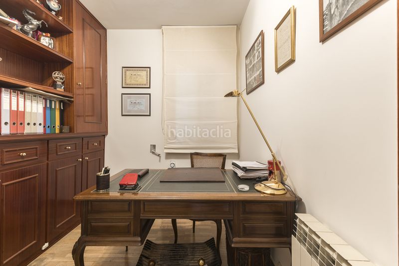 Foto 1717370a-d9b8-4a54-a017-76a3ed7a98d0. Pis amb calefacció aparcament piscina a La Font d´en Fargues Barcelona