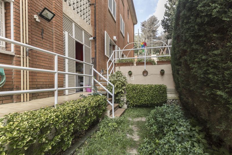 Foto 176af33c-e37d-40a5-8993-d92bcaed3ddc. Pis amb calefacció aparcament piscina a La Font d´en Fargues Barcelona