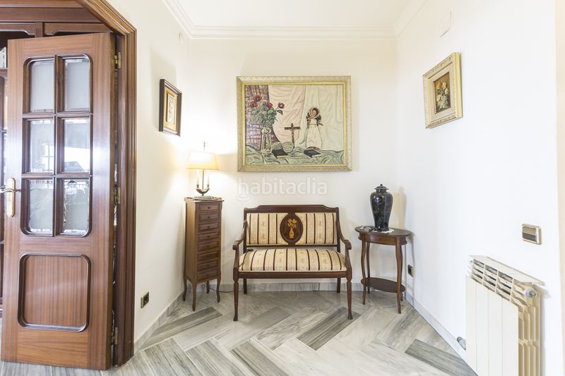 Foto 2af11e5d-7793-420f-8cb1-d45964013e88. Pis amb calefacció aparcament piscina a La Font d´en Fargues Barcelona