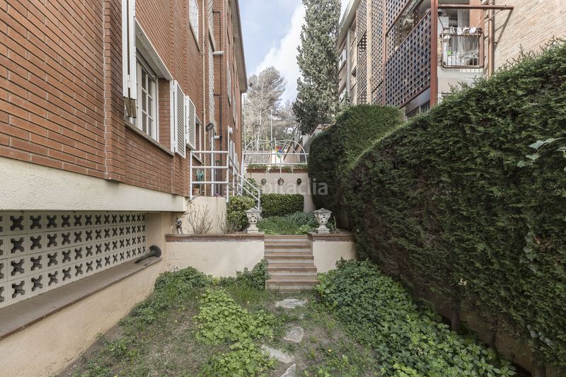 Foto 8710630a-96e1-4a36-a047-4161a31c0ca9. Pis amb calefacció aparcament piscina a La Font d´en Fargues Barcelona