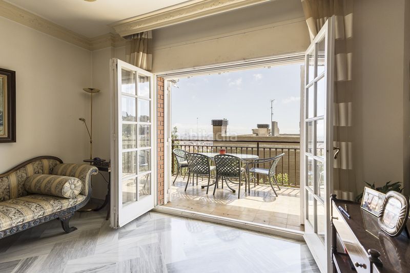 Foto a68d5240-e819-46d4-bc7a-06433794f241. Pis amb calefacció aparcament piscina a La Font d´en Fargues Barcelona