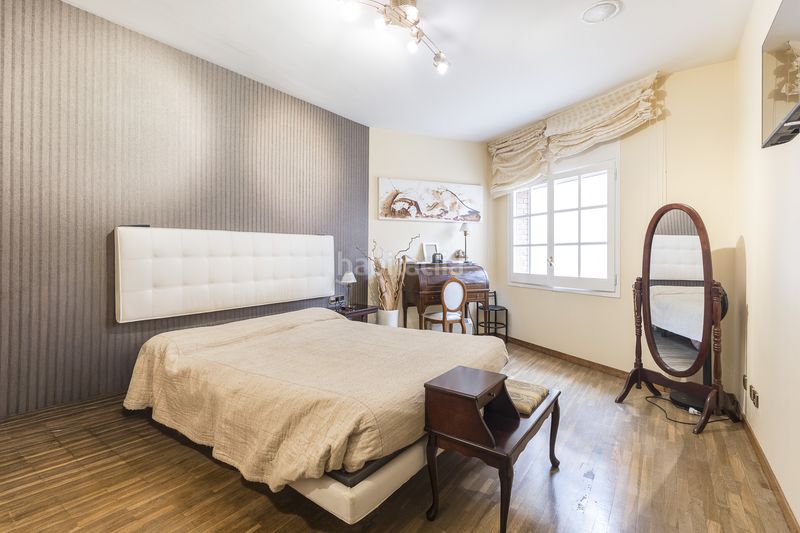 Foto cbdd4481-fade-4638-a36a-731bb85f3dfb. Pis amb calefacció aparcament piscina a La Font d´en Fargues Barcelona