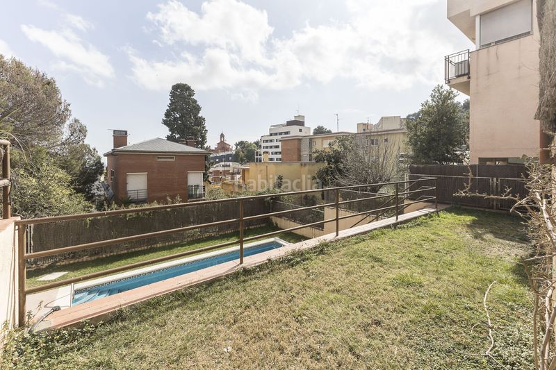 Foto fc591362-8c00-45e4-a809-e4b3d935ed85. Pis amb calefacció aparcament piscina a La Font d´en Fargues Barcelona