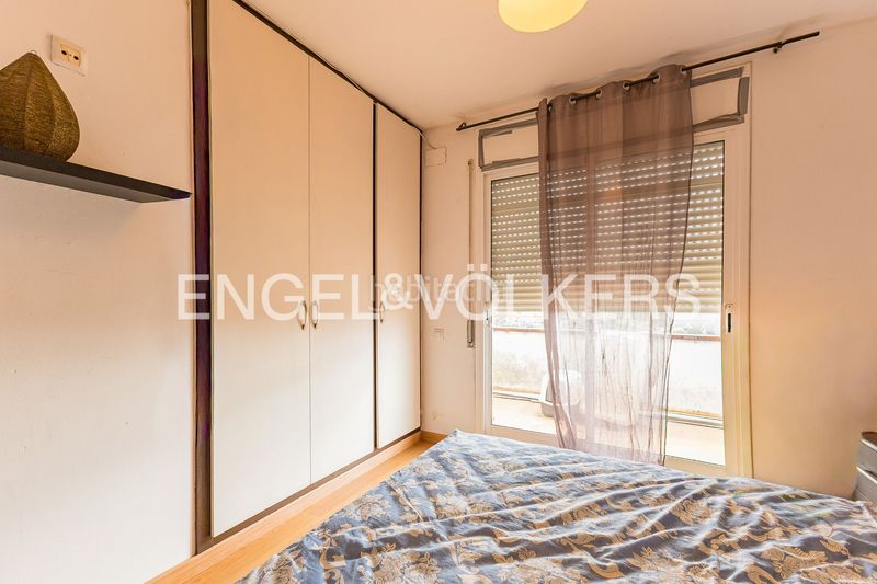 Foto f7d3ca21-a40f-4d6b-82ae-e804f31c54f9. Casa adossada amb calefacció aparcament piscina a Cubelles