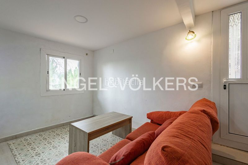 Foto c8eaf3e0-d15c-439c-86af-7b898161be1c. Casa amb calefacció aparcament a Torrelles de Llobregat