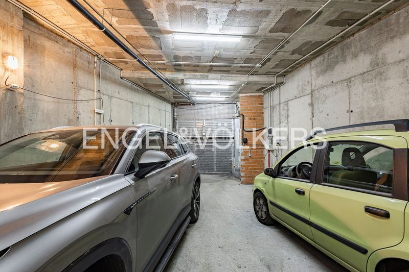 Foto e273b505-484a-4542-85fb-636bb488578d. Casa amb calefacció aparcament a Torrelles de Llobregat