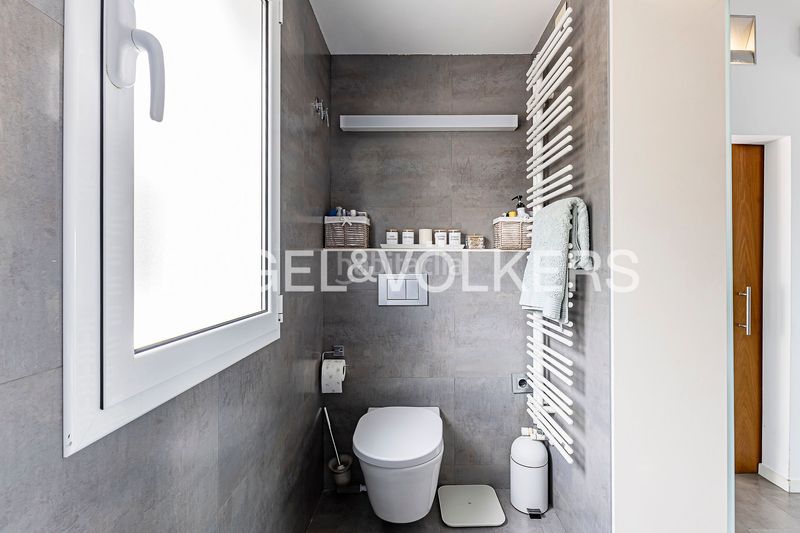 Foto 023f3fbd-4784-4153-9077-e3a6bc648efe. Casa amb calefacció piscina a Pedralbes Barcelona