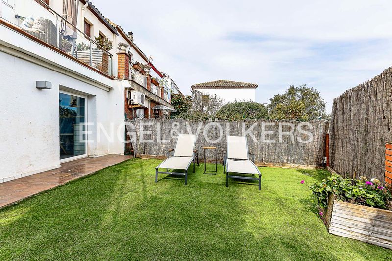 Foto 18f6d0e2-5795-458b-914c-072056315456. Casa amb calefacció piscina a Pedralbes Barcelona
