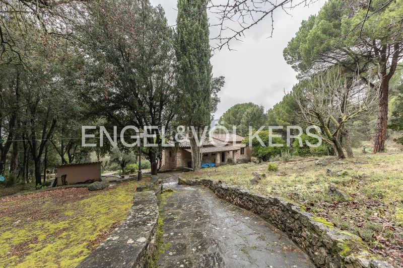 Foto ebd827ca-a1a8-4a76-9955-e16caa931b75. Masia amb calefacció aparcament piscina a Aiguafreda