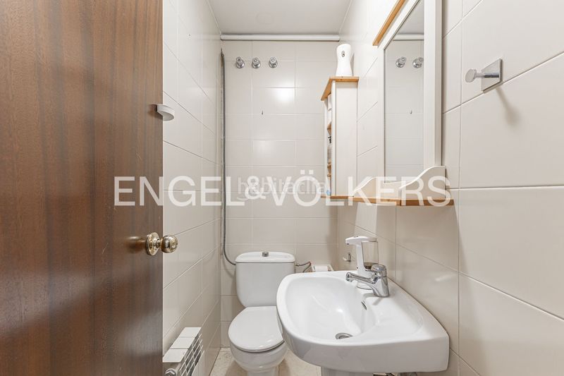 Foto 4f5567a0-1c3c-4a8e-ae4c-dfb9205c8b8b. Pis amb calefacció a El Parc i la Llacuna del Poblenou Barcelona