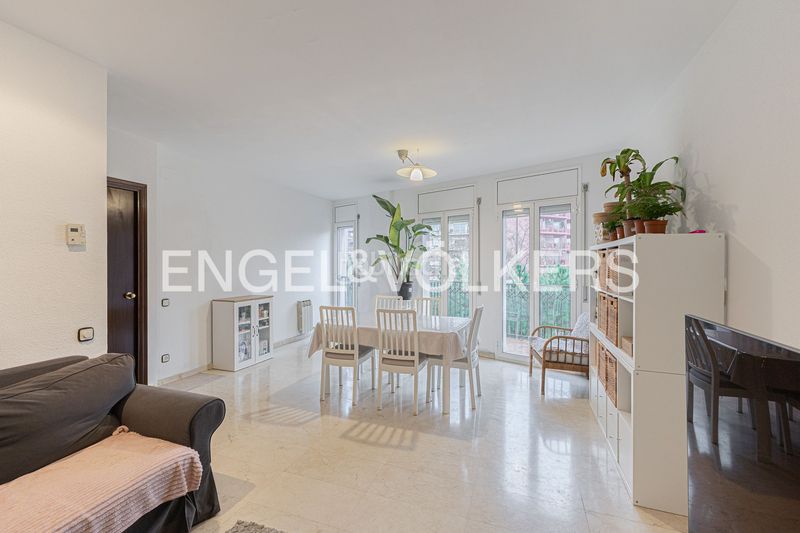 Foto 5dcdac5f-0eca-40b3-b205-9e7dd6b746e3. Pis amb calefacció a El Parc i la Llacuna del Poblenou Barcelona