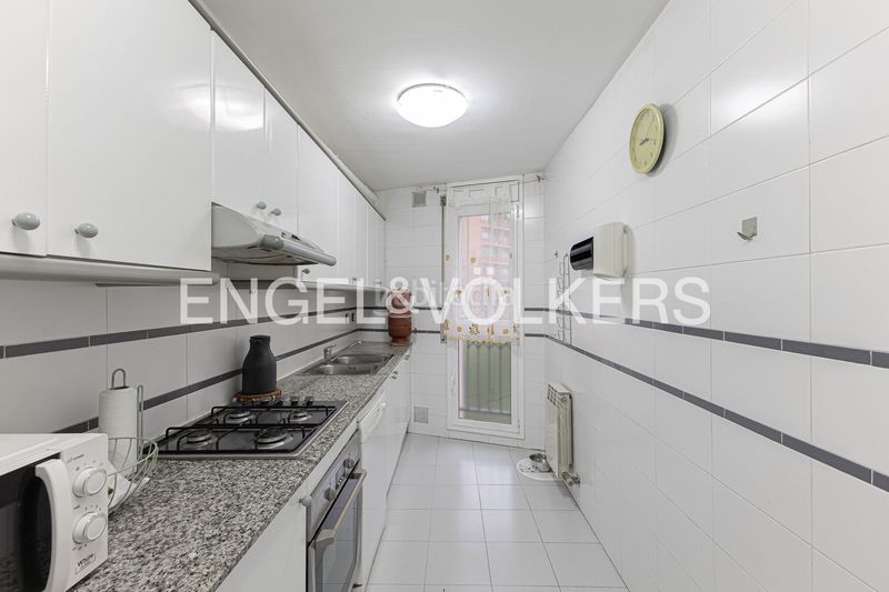 Foto 7cd620dd-f9f9-43e7-9afd-67db43d1dd1a. Pis amb calefacció a El Parc i la Llacuna del Poblenou Barcelona