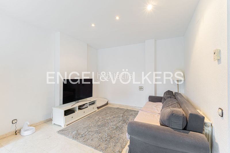 Foto 80f258a4-2545-4fa0-b86d-f08af6416fbf. Pis amb calefacció a El Parc i la Llacuna del Poblenou Barcelona