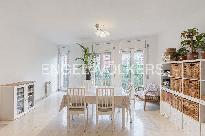 Foto a4ca3b42-cf02-469b-8517-f0267a44861b. Pis amb calefacció a El Parc i la Llacuna del Poblenou Barcelona