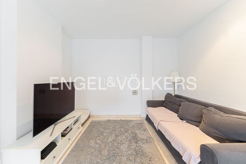 Foto c6e1d0a8-3023-484d-8966-d12fab6688ac. Pis amb calefacció a El Parc i la Llacuna del Poblenou Barcelona