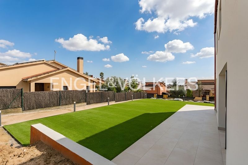 Foto 2269d8f0-4c0e-4777-b1ef-bedc9cc3581d. Casa amb calefacció a Roca del Vallès (La)