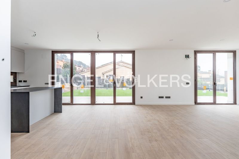 Foto 276a10e3-166f-437e-b9bd-08b5d152e330. Casa amb calefacció a Roca del Vallès (La)